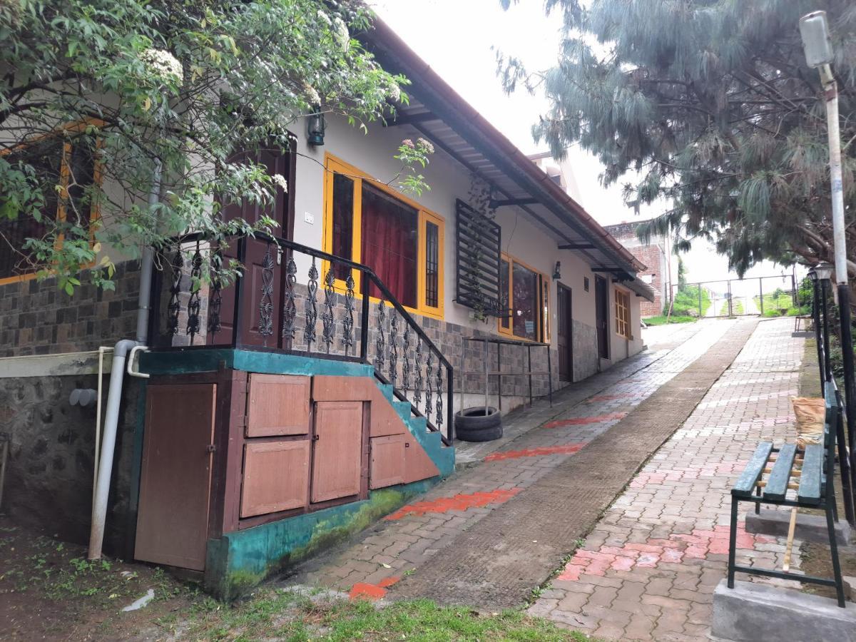 Pine Borough Inn Kodaikanal Exteriér fotografie